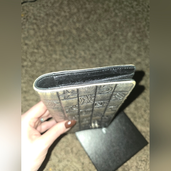 Chanel Chocolate Bar Silver Metallic & Black Long Wallet (EUC)(10557039) - Picture 3 of 12